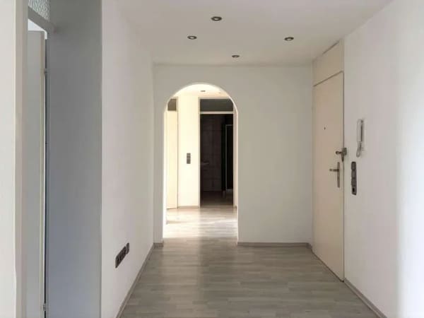 Immobilie in Oftersheim - Gepflegte Wohnung mit Aufzug, Loggia und Stellplatz in Ofterheim - Bild 2