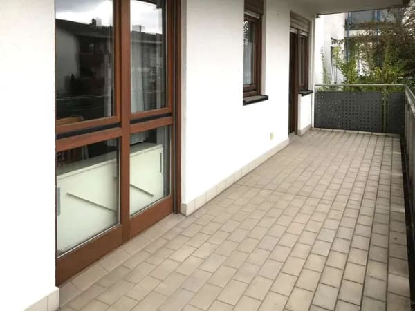 Immobilie in Dossenheim - Lichtdurchflutete Wohnung im 1.OG mit Aufzug - Bild 2