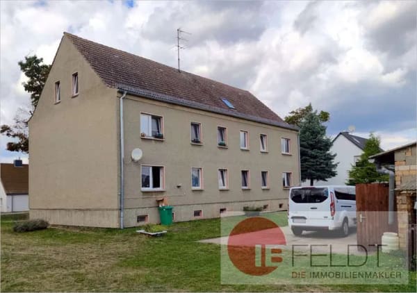 Immobilie in Niedergörsdorf - Fünf Wohneinheiten, fünf Garagen und großes Grundstück – interessante Perspektive für Kapitalanleger - Bild 2