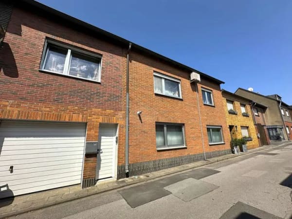 Immobilie in Willich - Anrath-Zentrum: Gepflegtes Dreifamilienhaus mit Charme - Bild 0