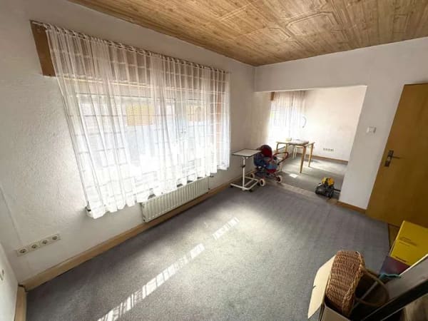 Immobilie in Willich - Anrath-Zentrum: Gepflegtes Dreifamilienhaus mit Charme - Bild 4