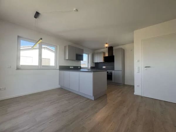Immobilie in Weng - Moderne 3-Zimmer-Wohnung mit Südbalkon, Gartenanteil und Garage in Weng - Bild 2