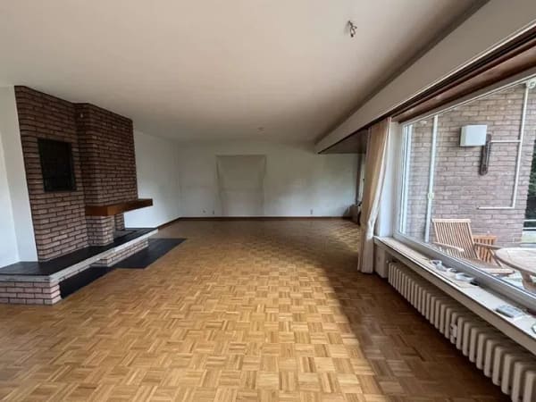 Immobilie in Meerbusch - Seltenes Angebot-zum ersten Mal auf dem Markt: Top gepfl. MFH mit freier Eigentümerwohnung  u - Bild 3