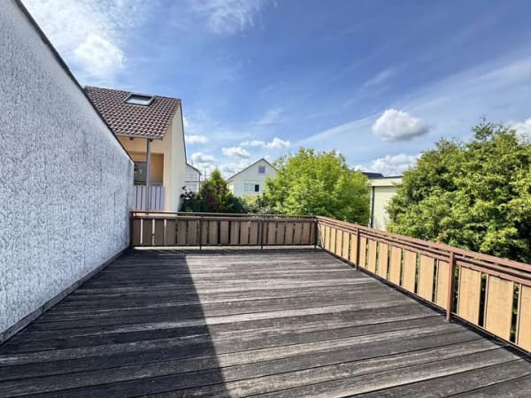 Immobilie in Nußloch - Wohnen mit Potenzial – Einfamilienhaus mit Terrasse und vielseitigen Möglichkeiten - Bild 0