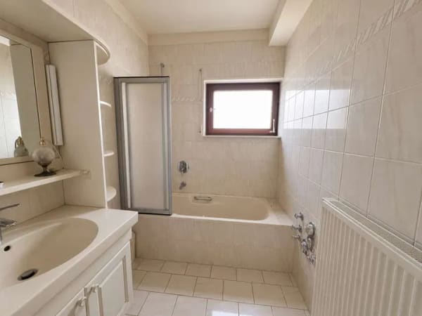 Immobilie in Nußloch - Wohnen mit Potenzial – Einfamilienhaus mit Terrasse und vielseitigen Möglichkeiten - Bild 4