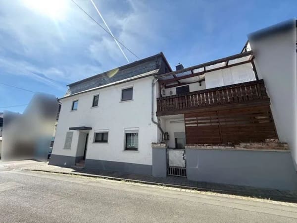 Immobilie in Selters (Taunus) - ---Charmantes Haus mit besonderem Charakter – liebevoll saniert und voller Atmosphäre--- - Bild 1