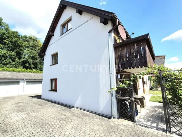 Immobilie in Waldkraiburg - ***Attraktive 3,5-Zimmer-Terrassenwohnung mit Gemeinschaftsgarten und Garage*** - Bild 1