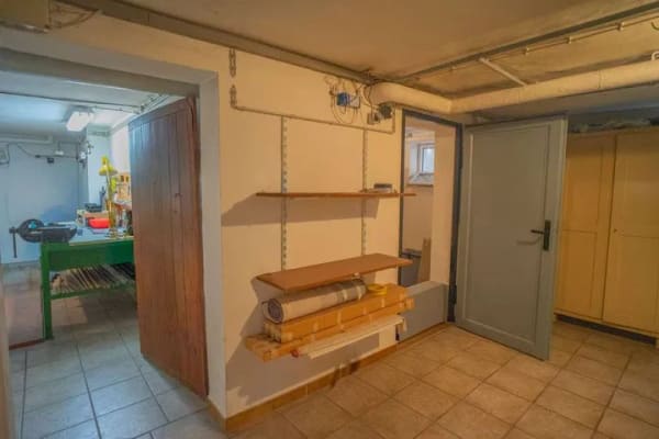 Immobilie in Oberhausen-Rheinhausen - Einfamilienhaus mit großem Außenbereich in zentraler und dennoch ruhiger Wohnlage - Bild 3
