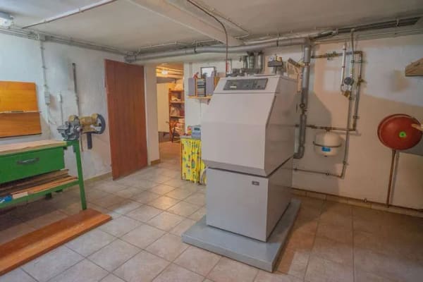 Immobilie in Oberhausen-Rheinhausen - Einfamilienhaus mit großem Außenbereich in zentraler und dennoch ruhiger Wohnlage - Bild 4