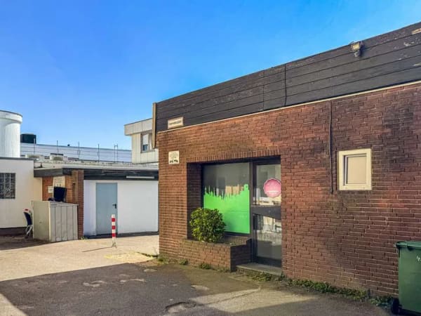 Immobilie in Neumünster - Neumünster - Wohn-/ Geschäftshaus in Zentrumslage - Bild 2