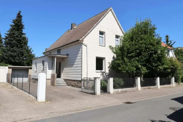 Immobilie in Springe - Gestalten Sie Ihr Traumhaus – Einfamilienhaus in zentraler Lage von Springe - Bild 1
