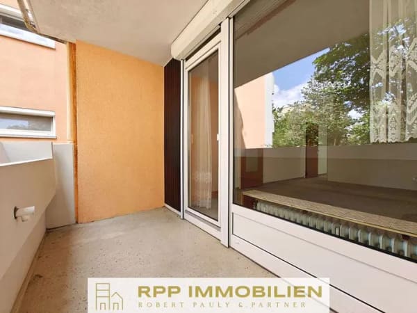 Immobilie in Oberschleißheim - Helle 3,5-Zimmerwohnung mit sonniger West-Loggia und vielseitigem Potenzial – ideal für Familien - Bild 2