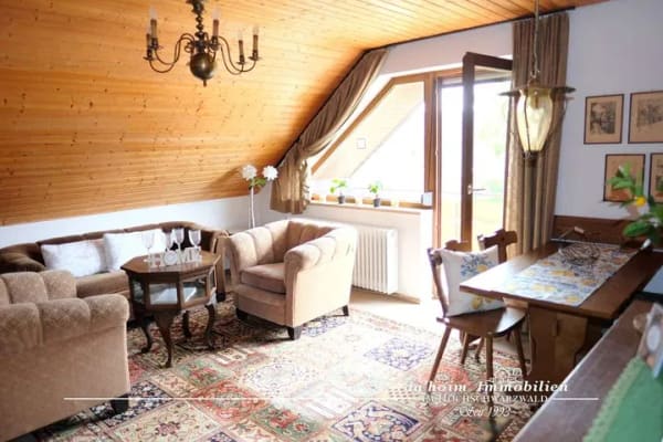 Immobilie in Schluchsee - Heimatwinkel - 3-Zi. Dachgeschosswohnung mit Balkon - Bild 1