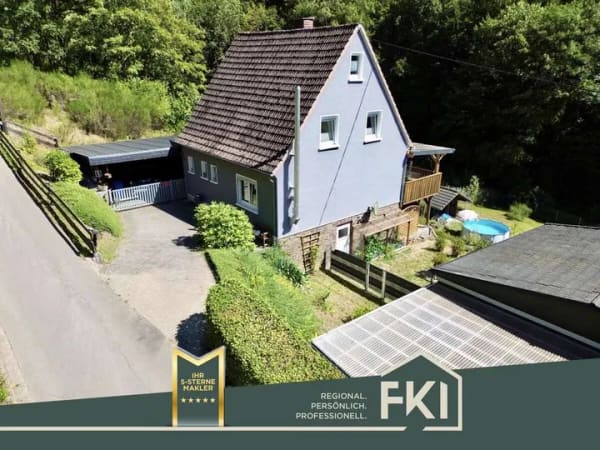 Immobilie in Kirchen (Sieg) - **Modernisiertes Einfamilienhaus in ruhiger Ortsrandlage von Freusburg** - Bild 0