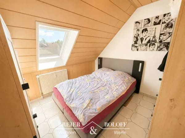 Immobilie in Heeßen - Wohnen mit Weitblick:
2-Zimmer-Dachgeschosswohnung mit Gartenterrasse in Heeßen - Bild 4