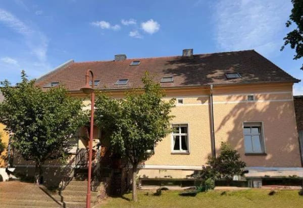 Immobilie in Trebbin - Historischer Vier-Seitenhof mit großem Raum- und Platzangebot - Bild 0