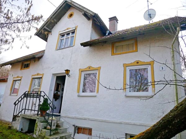Immobilie in Stetten - Stark sanierungsbedürftiges Einfamilienhaus/Bauplatz in Stetten bei Mindelheim im Allgäu - Bild 1