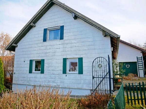 Immobilie in Stetten - Stark sanierungsbedürftiges Einfamilienhaus/Bauplatz in Stetten bei Mindelheim im Allgäu - Bild 3