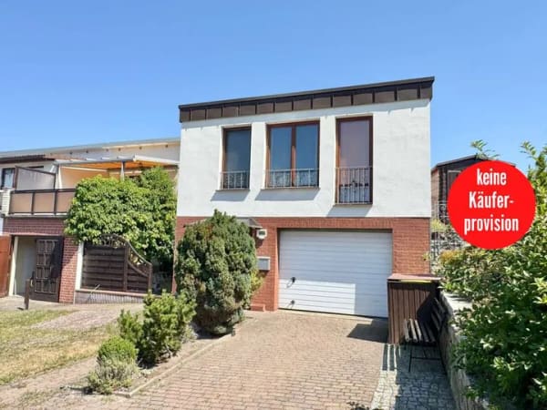Immobilie in Neubrandenburg - HORN IMMOBILIEN ++ Haus mit Einliegerwohnung (vermietet) in Neubrandenburg Bergstraße - Bild 0