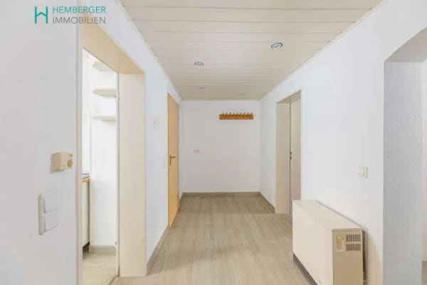 Immobilie in Zuzenhausen - // Großes Grundstück - ruhige Lage: Das perfekte Zuhause für Familien und Generationenwohnen // - Bild 2