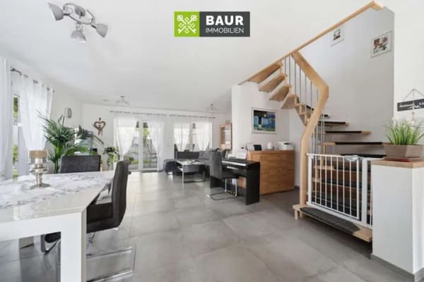 Immobilie in Fronreute - Neuwertige Doppelhaushälfte mit Wärmepumpe, Terrassen & Garten in Fronreute - Bild 4