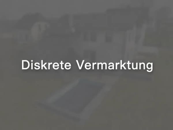 Immobilie in Pöhl - Diskrete Vermarktung - Doppelhaus-Ensemble mit Pool in idyllischer Lage - Bild 0