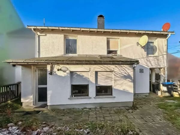 Immobilie in Schkeuditz - Sanierungsbedürftiges Haus mit vielen Zimmer und großem Garten in ruhiger Lage von Schkeuditz - Bild 3