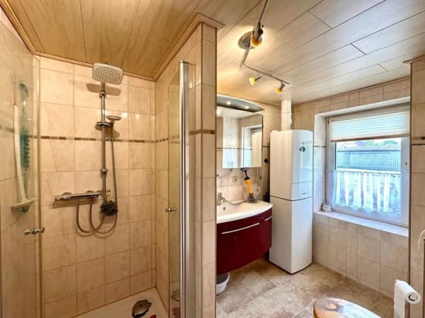 Immobilie in Ducherow - HORN IMMOBILIEN ++ großzügiges Wohnhaus mit Einliegerwohnung und Nebengelass in Ducherow - Bild 2
