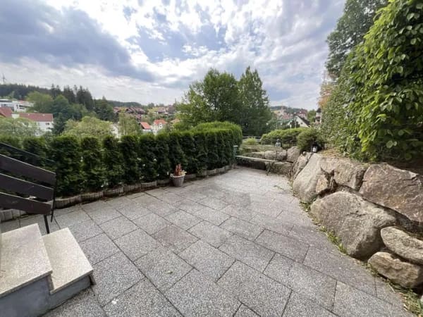 Immobilie in Schonach im Schwarzwald - Zwei Wohnungen, viele Möglichkeiten – Zweifamilienhaus in Schonach - Bild 4