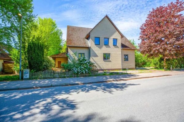 Immobilie in Grönwohld - 22956 Grönwohld - Ihr Zuhause mit Perspektive - Großes Einfamilienhaus - Bild 4