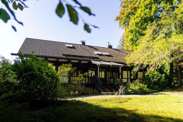 Immobilie in Pöcking - HUF Haus mit ca. 2.300 m² Grund in Feldafing - 8 Gehminuten zum See - Ortsrandlage - Bild 3