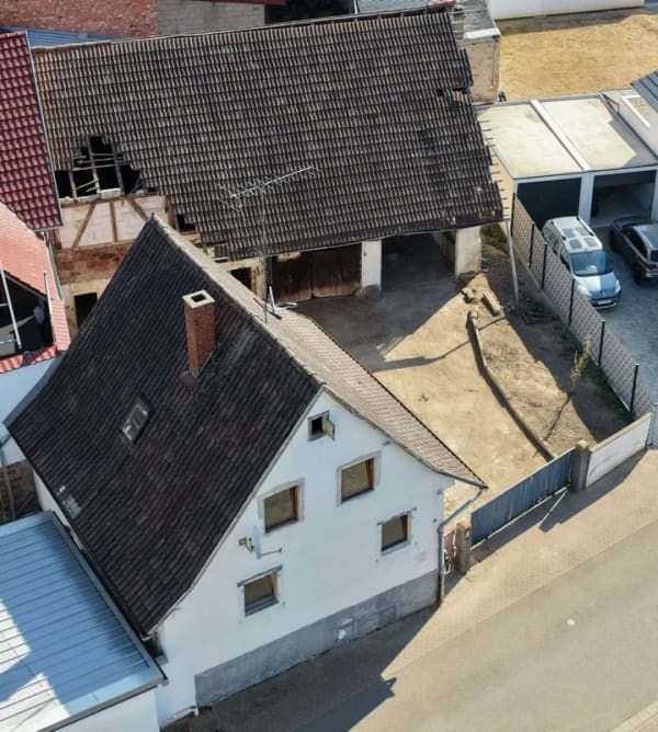 Immobilie in Herbolzheim - Ideales Sanierungsobjekt mit Nebengebäude auf ca. 437 m² Grundstück - Bild 0