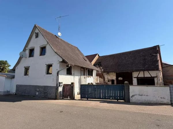 Immobilie in Herbolzheim - Ideales Sanierungsobjekt mit Nebengebäude auf ca. 437 m² Grundstück - Bild 1
