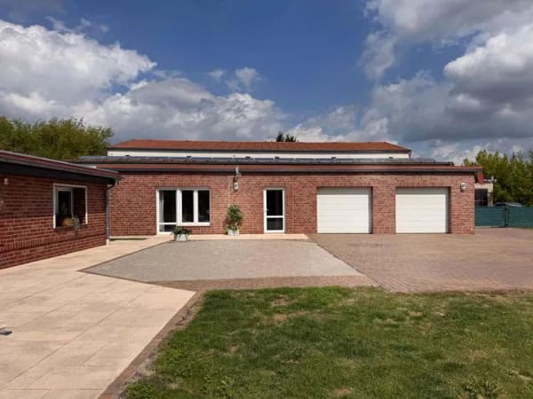 Immobilie in Jerichow - PROVISIONSFREI: Traum-Bungalow mit Pool & XL-Grundstück – Ihr Rückzugsort im Grünen - Bild 1