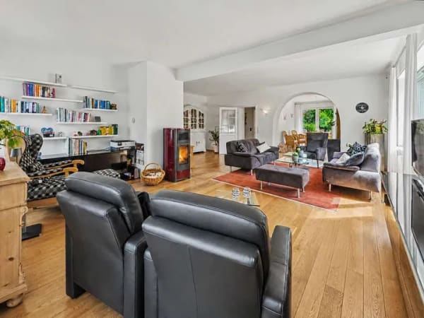 Immobilie in Ibbenbüren - Großzügiges Wohnen in Ibbenbüren – 5 Schlafzimmer, Einliegerwohnung Traumgrundstück in Ibbenbüren - Bild 0