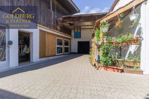Immobilie in Neupotz - Großzügiges Doppelhaus mit zwei Wohneinheiten, Werkstatt, Scheunen und ca. 800 m² Grundstück in Neup - Bild 3