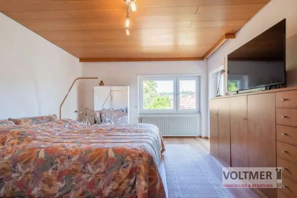 Immobilie in Ottweiler - BESONDERHEIT - freistehendes Einfamilienhaus mit Doppelgarage und Wintergarten in Ottweiler-Fürth! - Bild 4