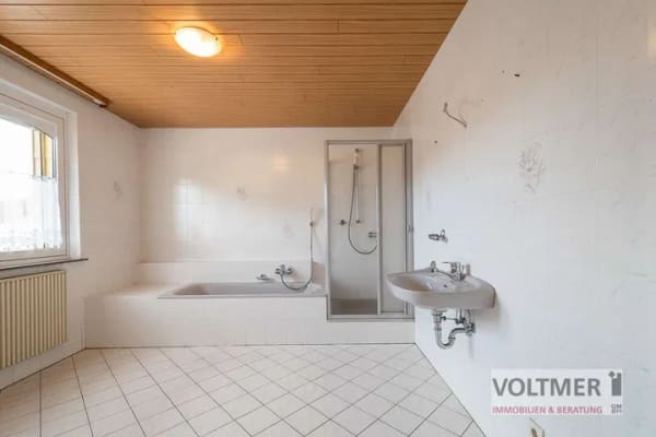 Immobilie in Nohfelden - DUO - Ein- bis Zweifamilienhaus mit Garage & Carport in Sackgassenlage von Nohfelden! - Bild 2