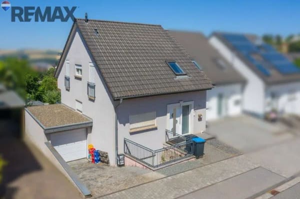 Immobilie in Freudenburg - Anders wohnen, besonders leben: Großzügiges Reihenendhaus mit sonnigem Westgarten in Freudenburg - Bild 0