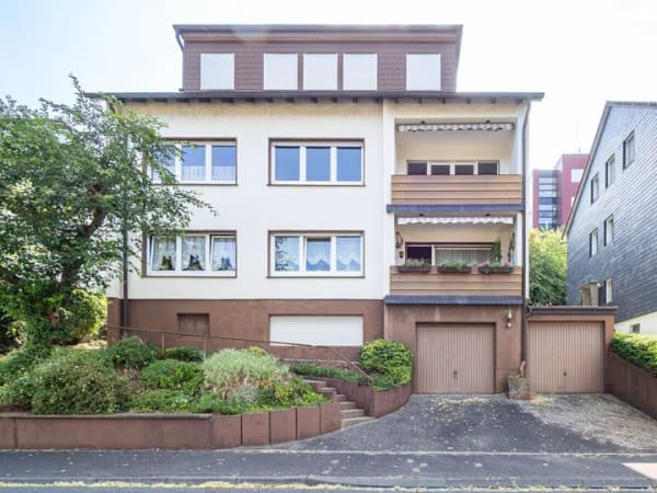 Immobilie in Arnsberg - Gepflegte Eigentumswohnung in begehrter Lage auf dem Schreppenberg - mit entgeltlichem Wohnrecht - Bild 1