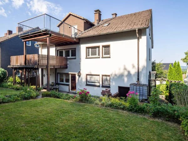 Immobilie in Arnsberg - Gepflegte Eigentumswohnung in begehrter Lage auf dem Schreppenberg - mit entgeltlichem Wohnrecht - Bild 2