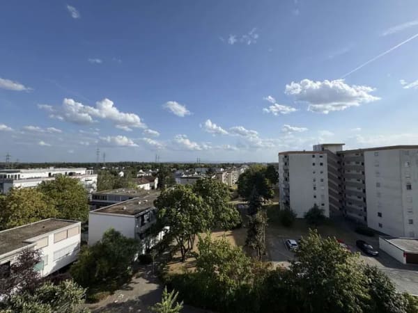 Immobilie in Eggenstein-Leopoldshafen - Barrierearm & bezugsfreie 3-ZKB-Wohnung mit Balkon - Bild 1