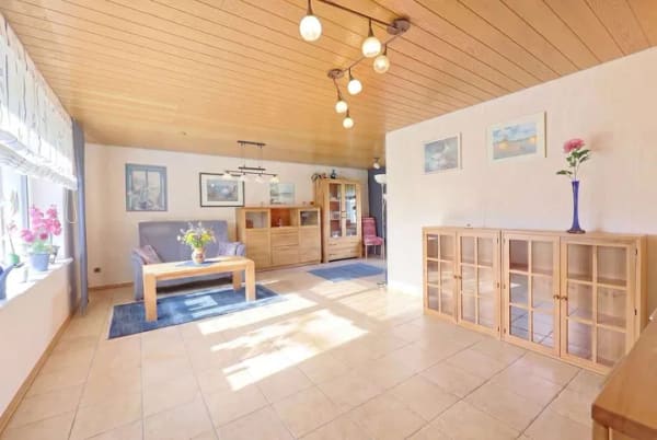 Immobilie in Hasloh - 4,5 Zimmer + Wintergarten | Viel Platz für Familie, Garten & Homeoffice | Toplage in Hasloh - Bild 3