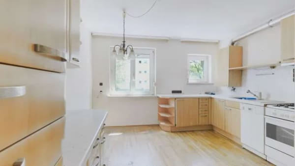 Immobilie in Augsburg - 1-Zimmer-Wohnung mit großer Wohnküche zum Hübschmachen im Bärenkeller - Erbbaurecht - Bild 2