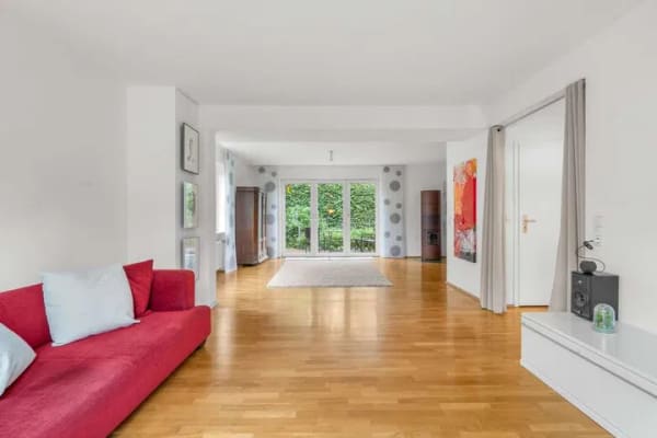 Immobilie in Königstein - Großzügige Doppelhaushälfte im „Haus-im-Haus“-Konzept mit viel Licht und Nähe zur Natur - Bild 2