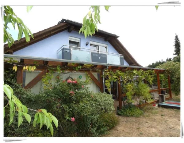 Immobilie in Stödtlen - Großzügiges Wohnhaus mit 2-3 Wohneinheiten - ideal für Mehrgenerationen, Wohnen & Arbeiten oder Kapitalanlage - Bild 2