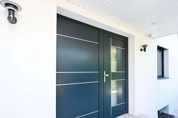 Immobilie in Timmendorfer Strand - Küstenleben für die ganze Familie! Großes Einfamilienhaus mit Einliegerwohnungen, 5 Min zum Strand! - Bild 2