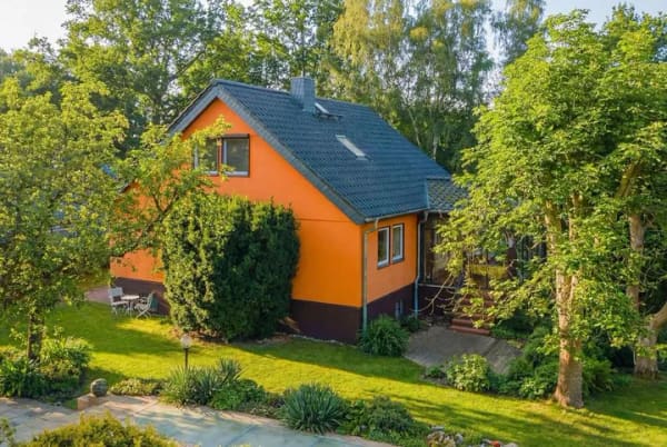 Immobilie in Beeskow - Einfamilienhaus mit Keller, Wintergarten, Sauna, Tiefgarage in Beeskow - Am Wald & nahe der Spree! - Bild 0