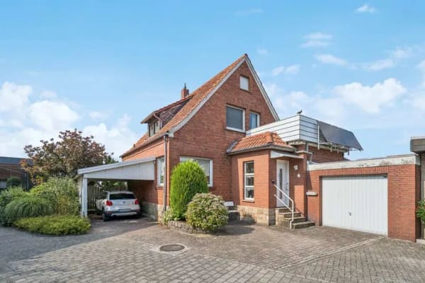 Immobilie in Hörstel - Altbaucharme, harmonische Raumaufteilung 
und das gewisse Etwas – 
Einfamilienhaus mit Charakter! - Bild 0
