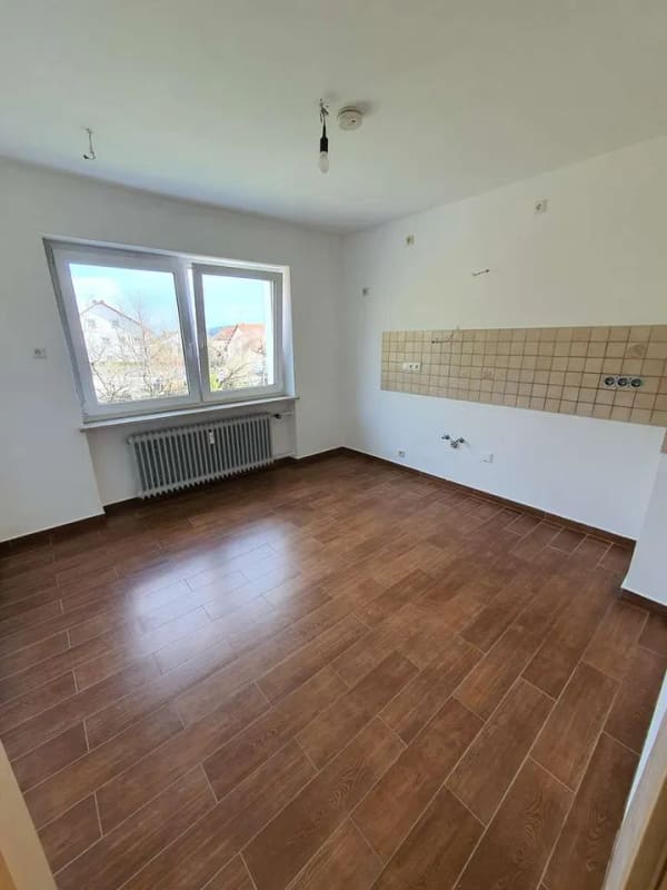 Immobilie in Mauern - ATTRAKTIVE 5-ZIMMER-WOHNUNG MIT 2 Bädern, 2 Balkonen, Garage+Keller - Bild 4